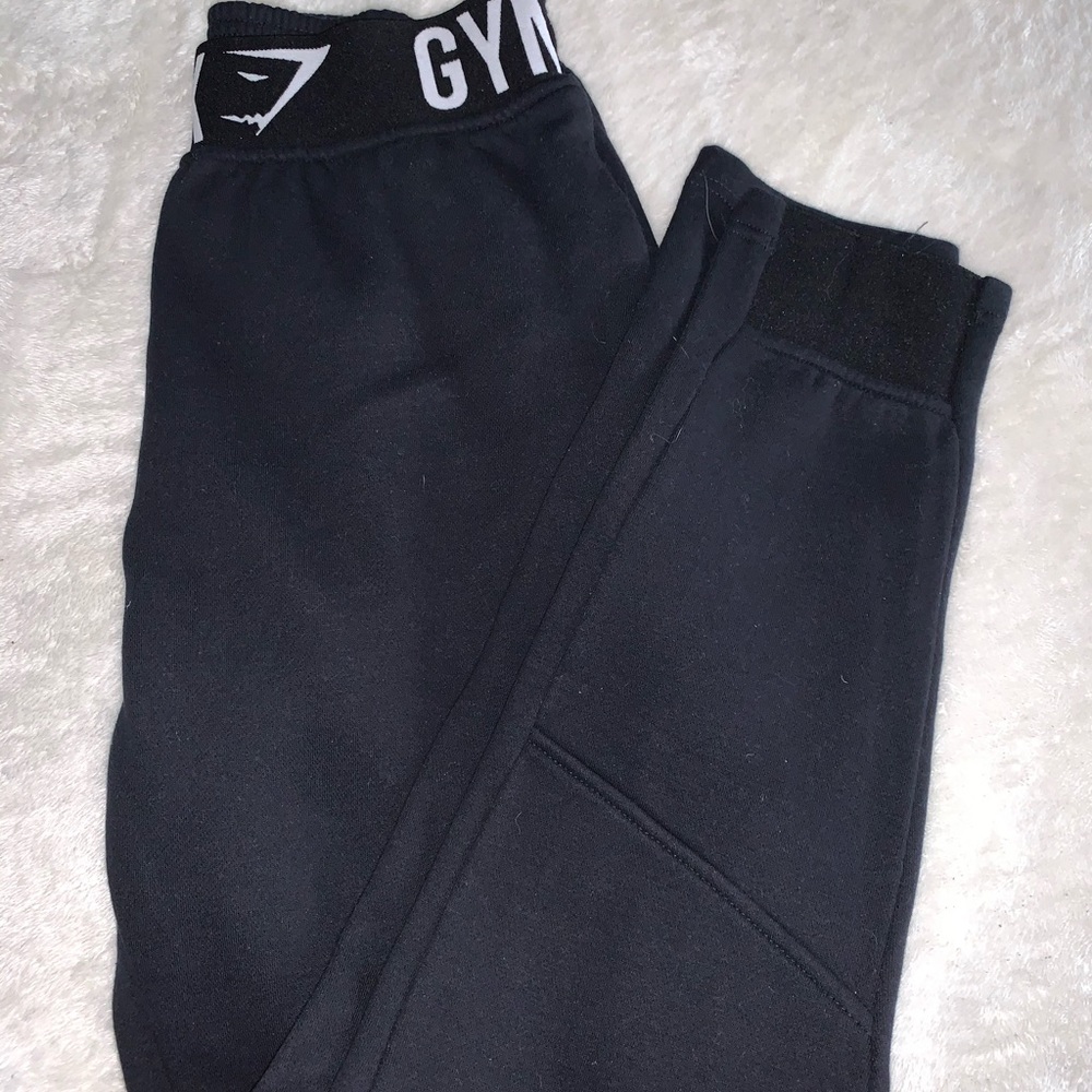 oversized gymshark joggers